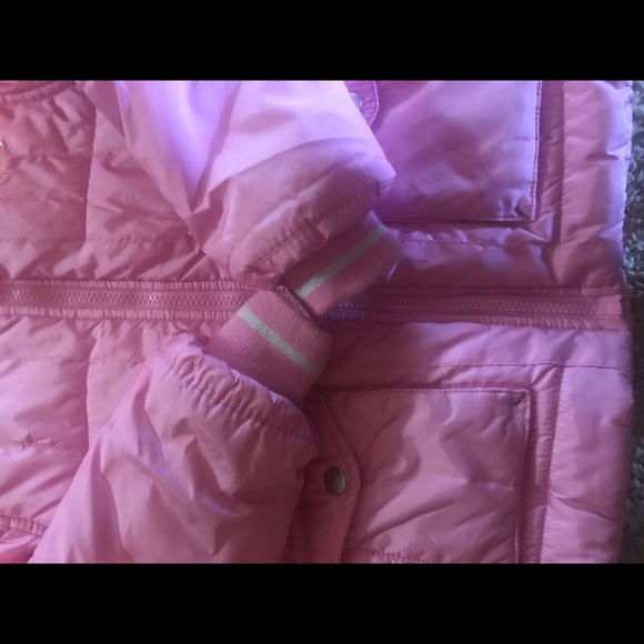 Little girls Osh Kosh coat - Picture 3 of 8